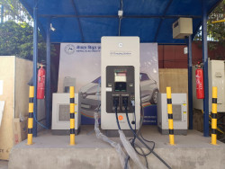Govt to install five high-capacity EV chargers at Singha Durbar